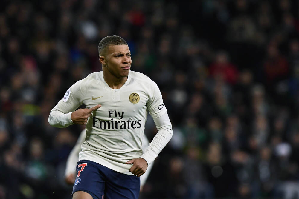 🫣詹姆斯本赛季13场比赛总正负值-59 场均-4.5